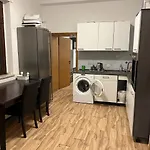 Apartment 4 Bedroom Den Haag